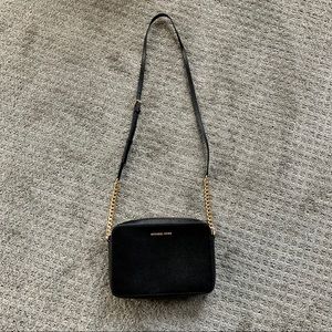 Micheal Kors Crossbody Bag